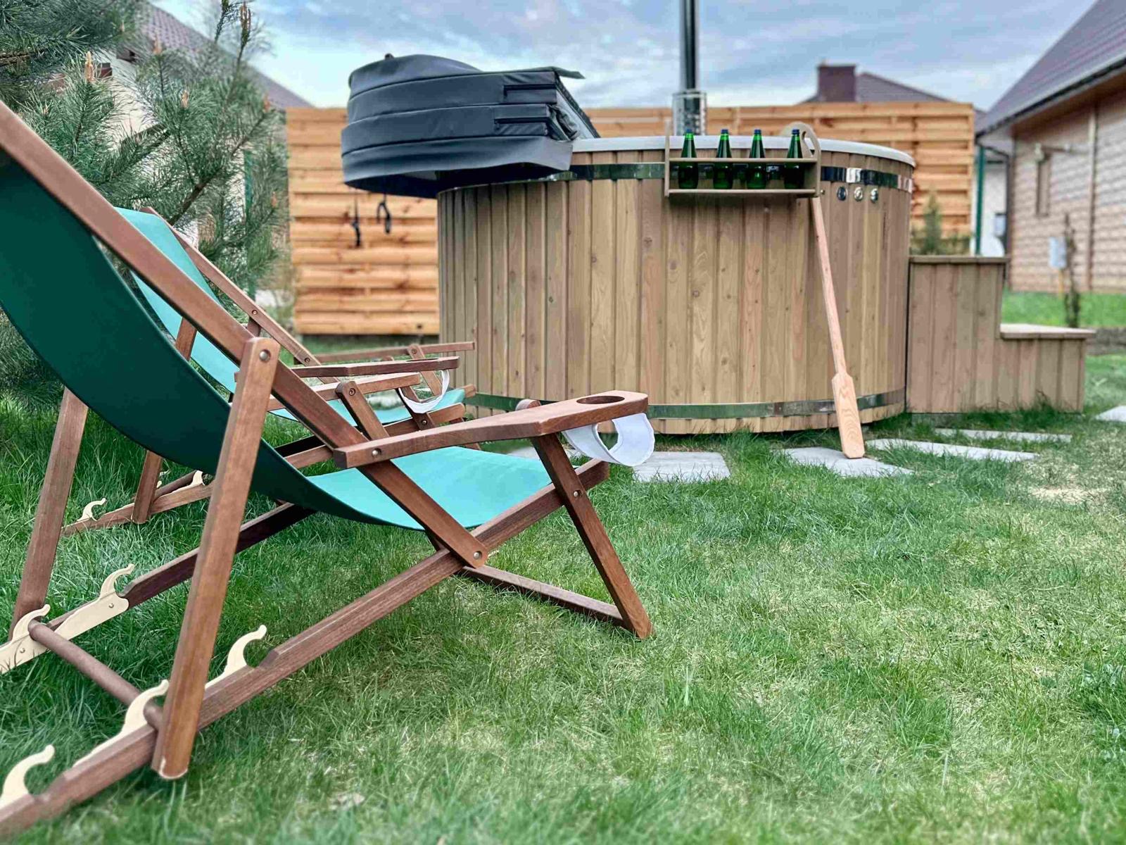 Balia ogrodowa wśród zieleni – dom na wynajem z jacuzzi blisko lasu